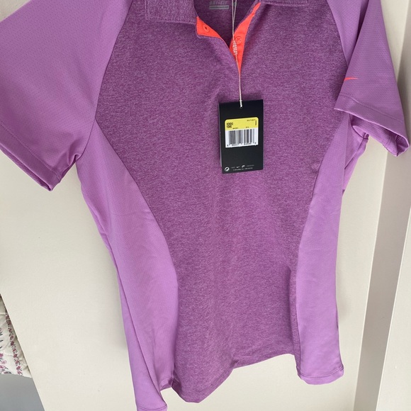 Nike Golf Shirt - Picture 3 of 6